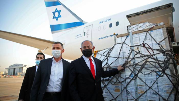 Benjamin Netanyahu and Yuli Edelstein at Ben Gurion airport